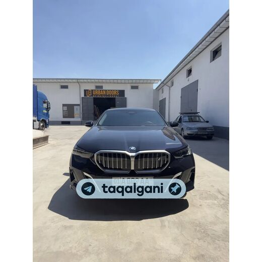 BMW i5 2025
