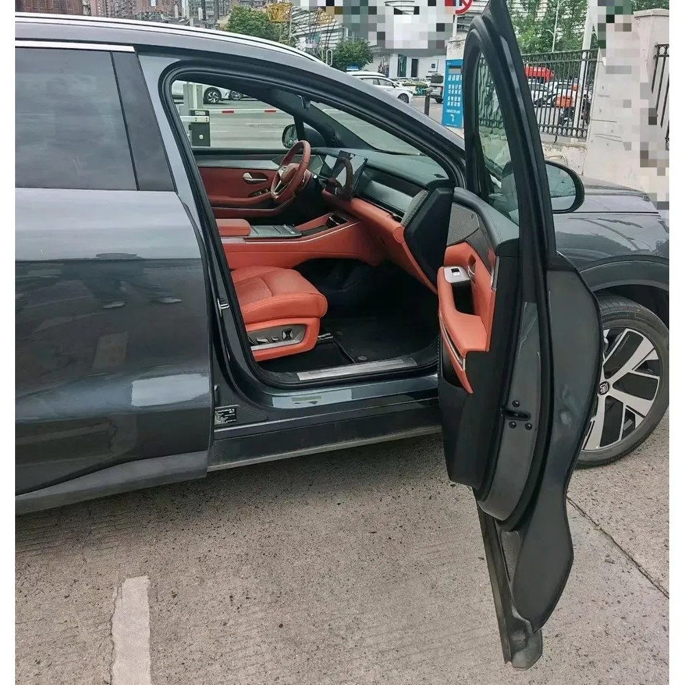 BYD Tang 2025, Toshkent — 2-rasm