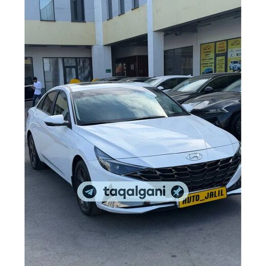 Hyundai Elantra 2022