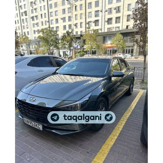 Hyundai Elantra 2022