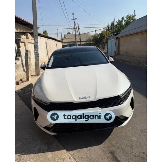 Kia K5 2025