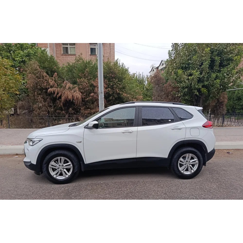 Tracker 2 2023, Toshkent — 2-rasm
